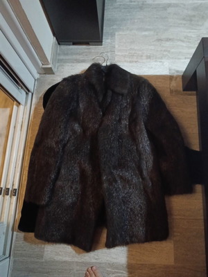 Brown fur coat like new