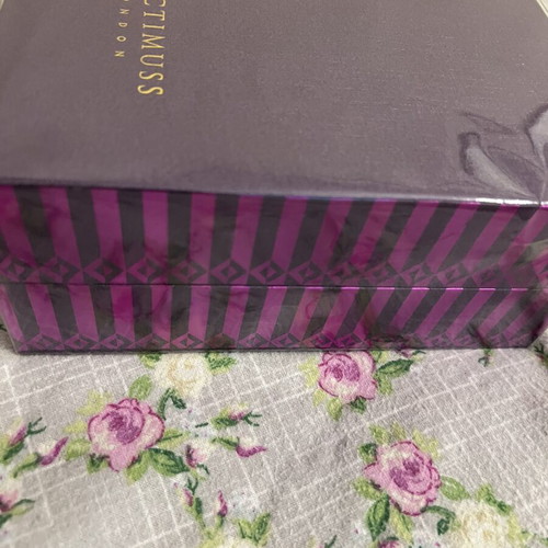 Electimuss Caspian Cherry niche perfume by Kevin Mathys