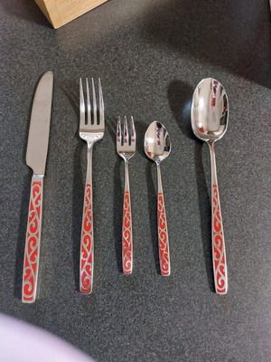 Ionias cutlery set like new, 59 pieces, vintage 18/10