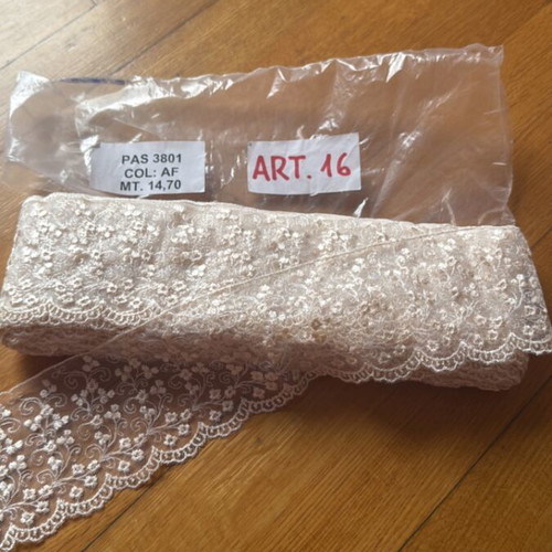 Italian lace, 14.7 meters, beige, brown and black