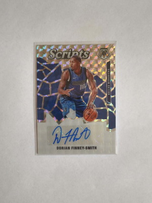 Dorian Finney-Smith Panini Mosaic 2019-2020 autograph card like new