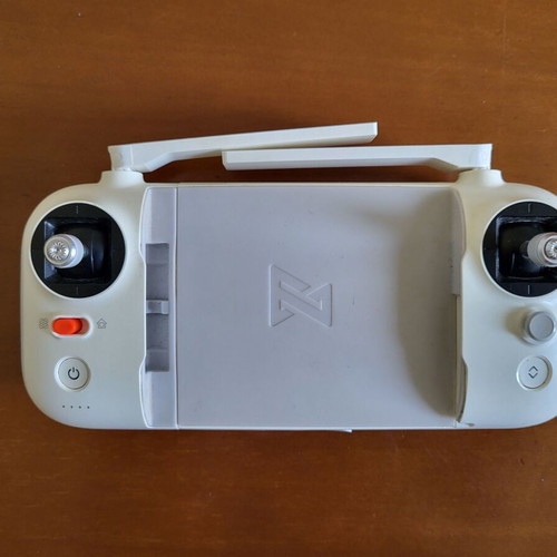 Fimi X8 SE 2020 drone used with bag, 3 batteries and car charger