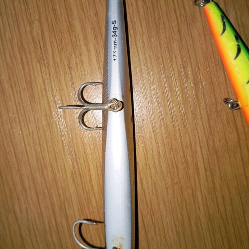 Artificial fishing lures used, 2 pieces