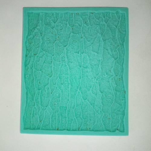Set of three silicone molds like new