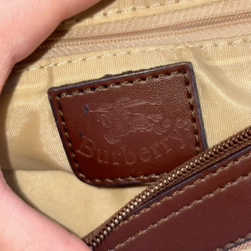 Burberrys shoulder bag like new, beige and brown