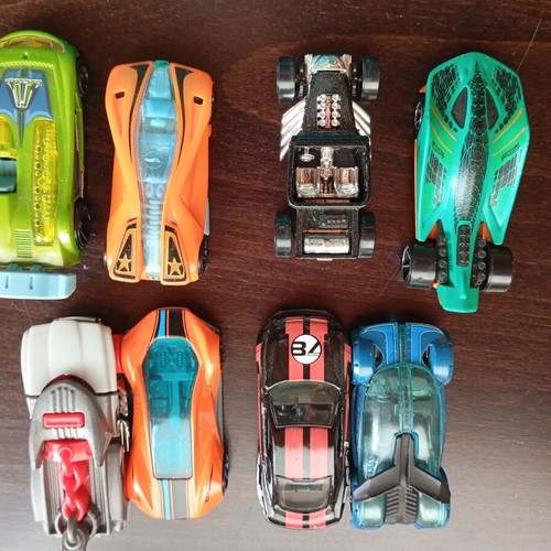 Hot Wheels toy cars pack of 8 like new