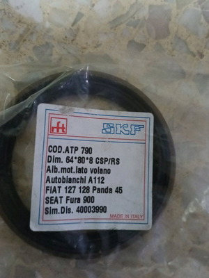 SKF shaft seal new with code ATP790