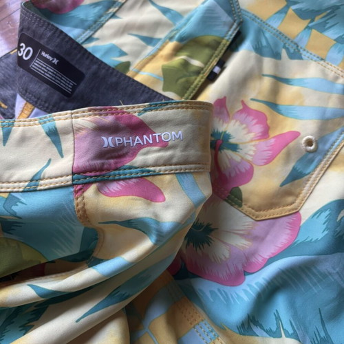Hurley Phantom men's swim shorts, size W30, colorful