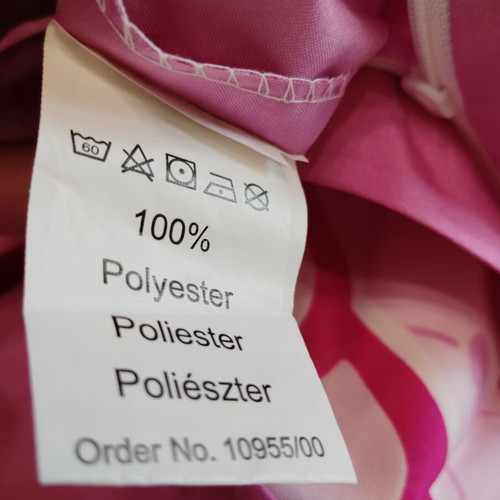 Children's bedding set with pink lamb, like new