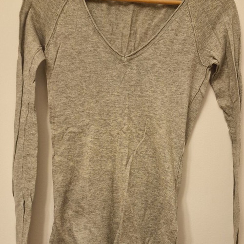 Grey blouse with V-neck used, size XS