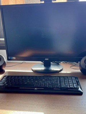 Οθόνη υπολογιστή AOC M2470 Swh 24 ιντσών Full HD LED με ενσωματωμένα ηχεία