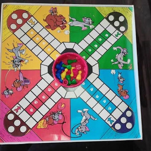 Tom and Jerry board game used, Who's Chasing Whom