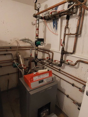 Viessmann Vitorond 100 18–20 kW oil boiler with Elco burner like new