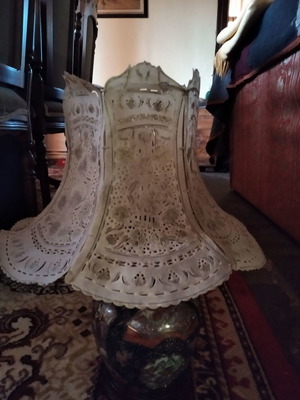 Chinese lamp used, fully functional, in very good condition
