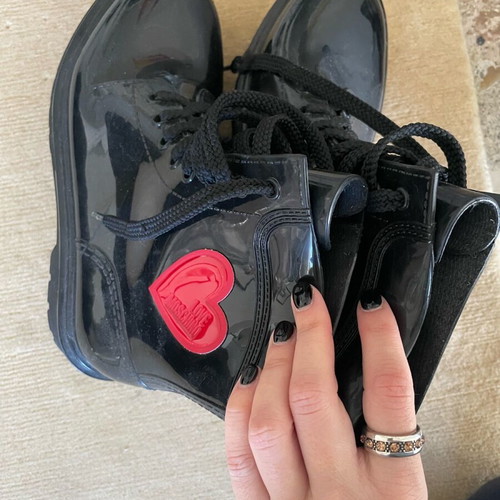Love Moschino patent leather boots used, size 38, black