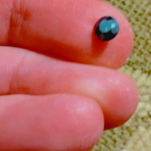 Natural diamond black colour 0.75 carat without fluorescence with certificate