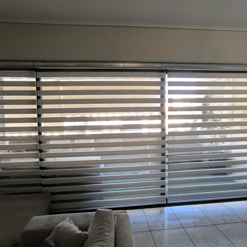 Zebra roller blind double-sided like new, inox cassette