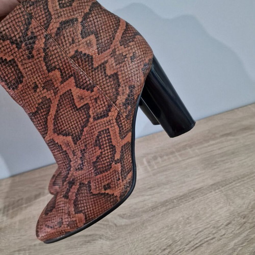 H&M ankle boots used with faux leather snake pattern, size 38