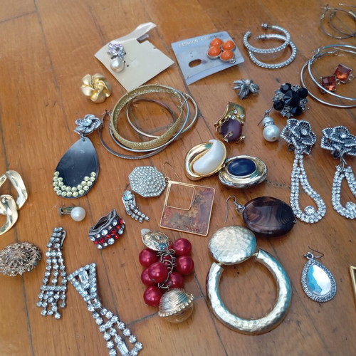 Earrings set, mixed new and used