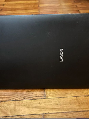 Epson Perfection V39 Scanner new