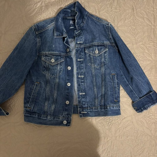 Gap denim jacket for kids up to 11 years like new, blue