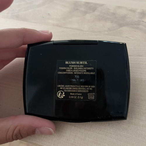 Lancome Blush Subtil Coral Crush powder blush no 700