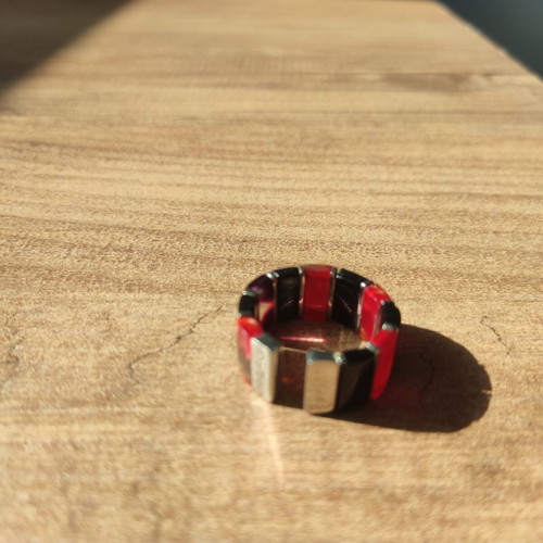 Statement ring with geometric design, metal base, like new