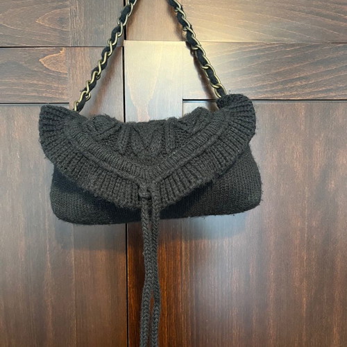 Guy Laroche knitted women's shoulder bag new black
