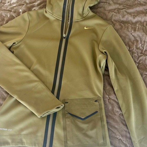 Nike thermal sports jacket used, size S, khaki color, slight wear