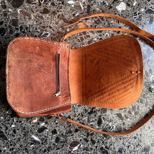 Leather shoulder bag brown like new