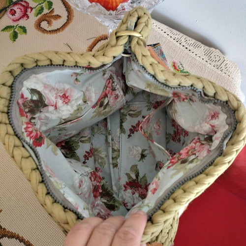 Handmade bag used, shoulder type