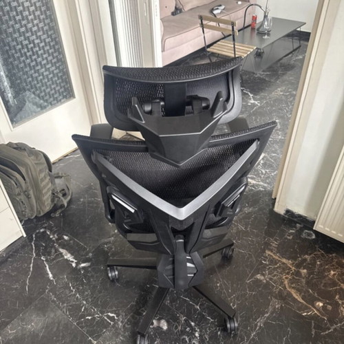 Anda Seat X-AIR PRO chair like new
