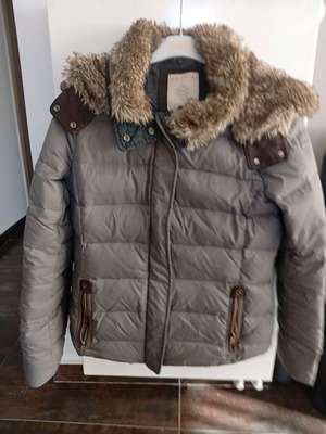 Girls' jacket like new for ages 14-15, size M-L