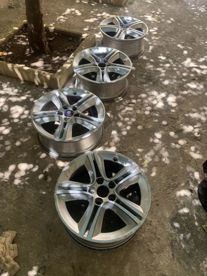 Saab 9-3 and 9-5 17-inch aluminum rims used