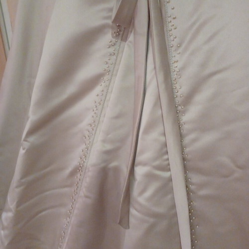 Wedding dress like new, strapless ivory with train and petticoat