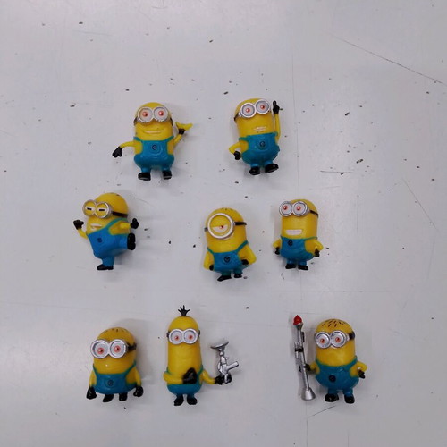 Minions and Despicable Me figures new, set of 8 pieces