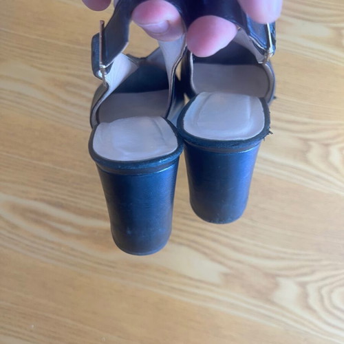 Boxer Chic black peep-toe slingback shoes size 37 used