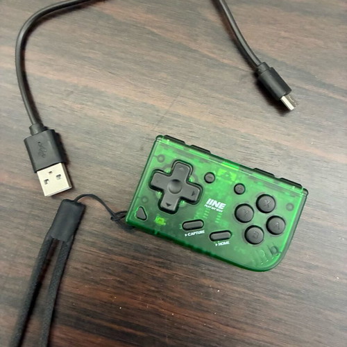 IINE Mini Retro Ananke Controller like new, Bluetooth, compatible with PC, Android, Switch