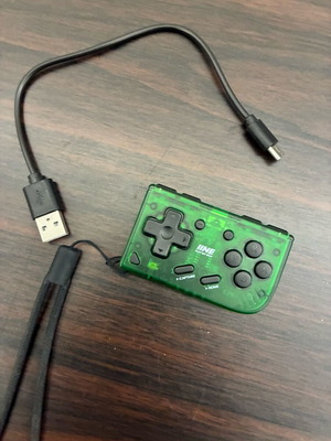 IINE Mini Retro Ananke Controller like new, Bluetooth, compatible with PC, Android, Switch