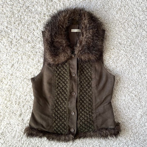 Fur brown vest used