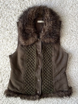 Fur brown vest used