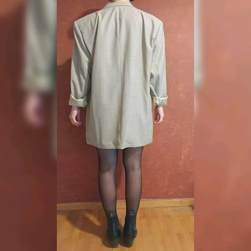 Oversized vintage wool blazer like new, grey-beige