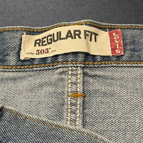 Levi’s 505 Regular Fit Jeans W36 L29 like new, vintage style