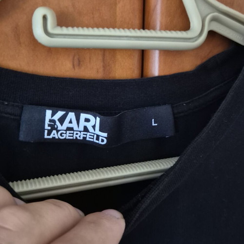 T shirt Karl Lagerfeld size L used, black