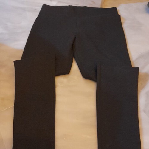 Grey anthraki leggings like new with thick waistband, size L