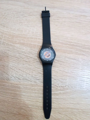 Hard Rock Cafe wristwatch used, black, missing clasp