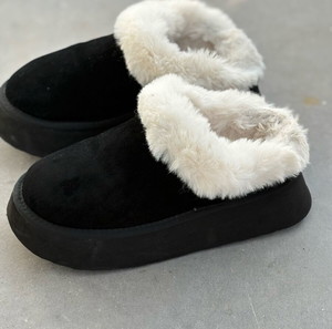 Steve Madden platform