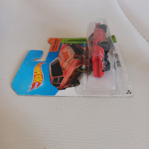Hot Wheels 2014 HW Workshop Custom V-8 Vega new sealed