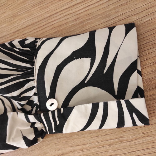 H&M dress with black and white leaf print, size L