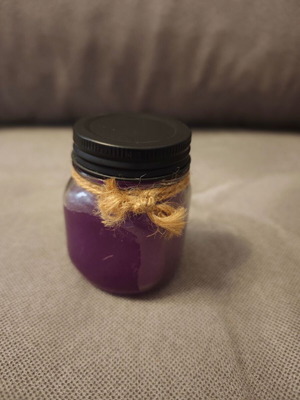 Mini scented candle like new